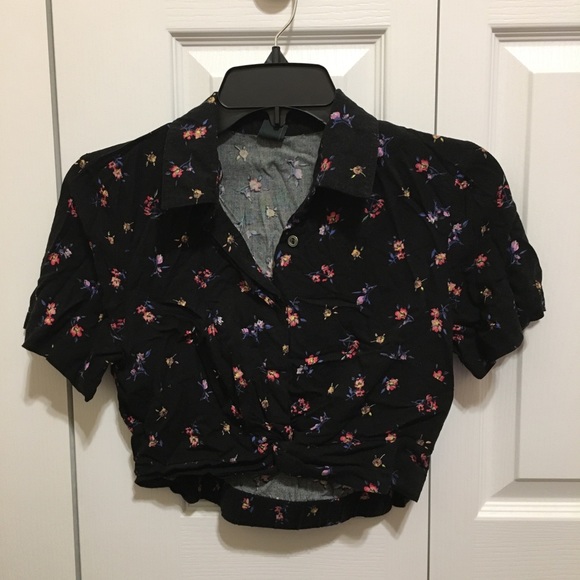 wild fable Tops - Wild Fable Crop Top